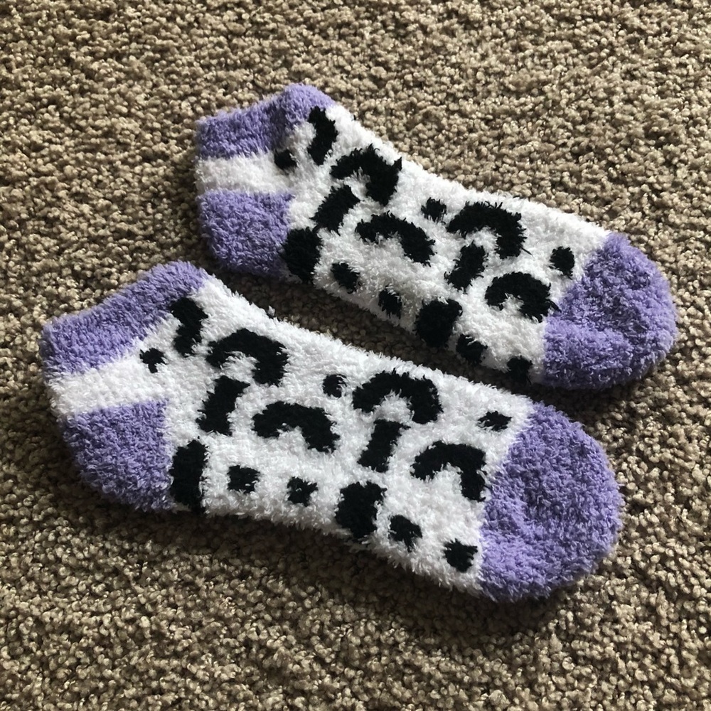 Ankle, cow print, fuzzy socks
